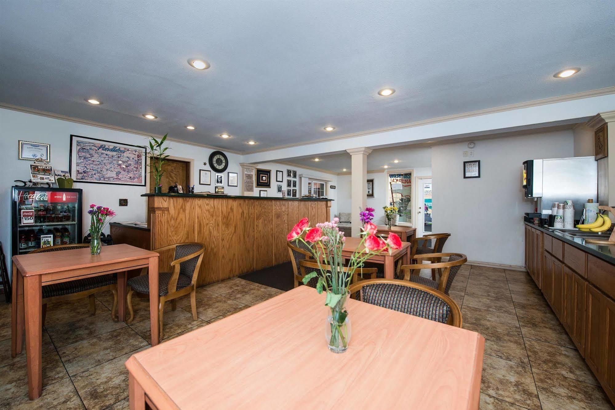 Americas Best Value Inn - Pendleton Zewnętrze zdjęcie